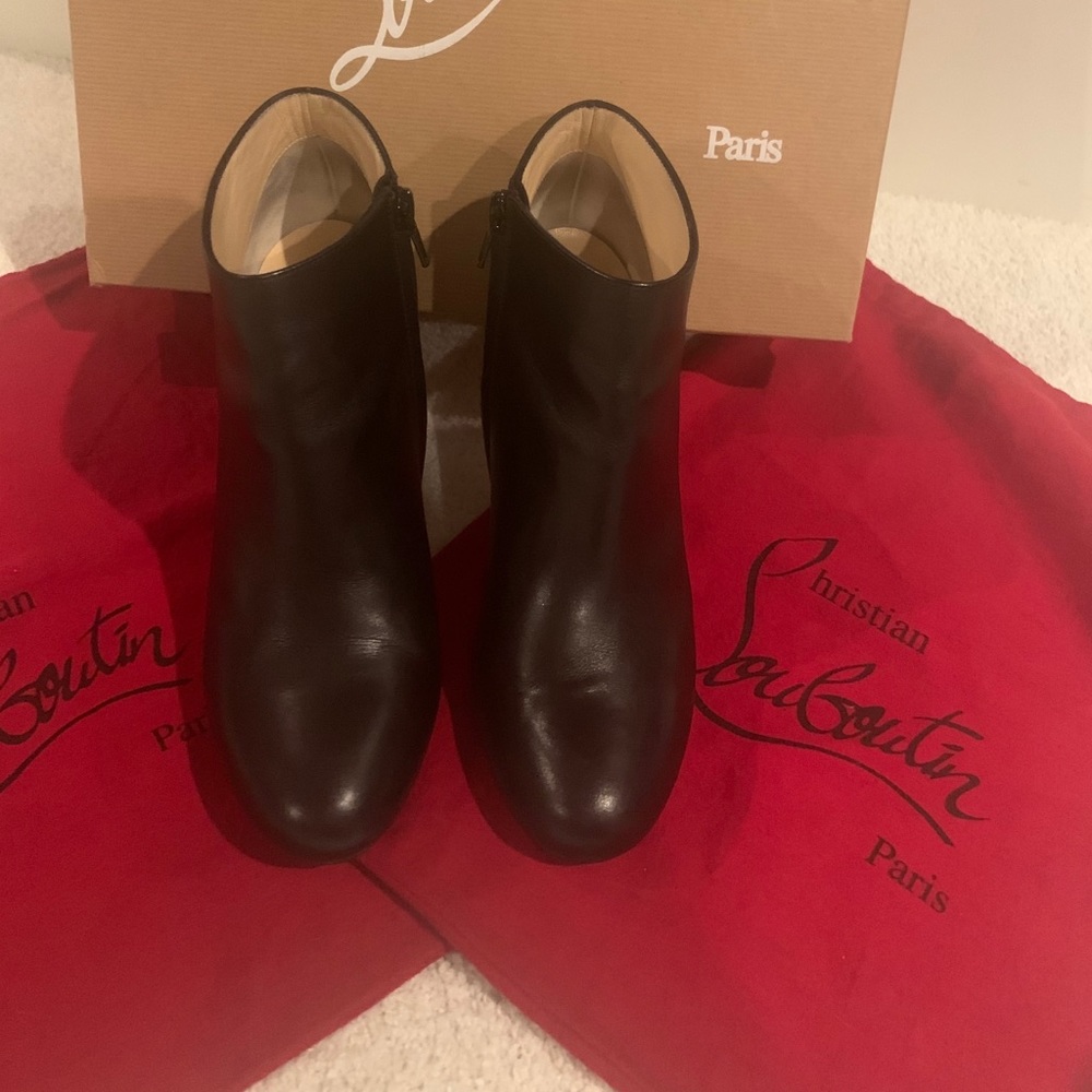 Christian Louboutin BELLE Leather Booties 39 85mm